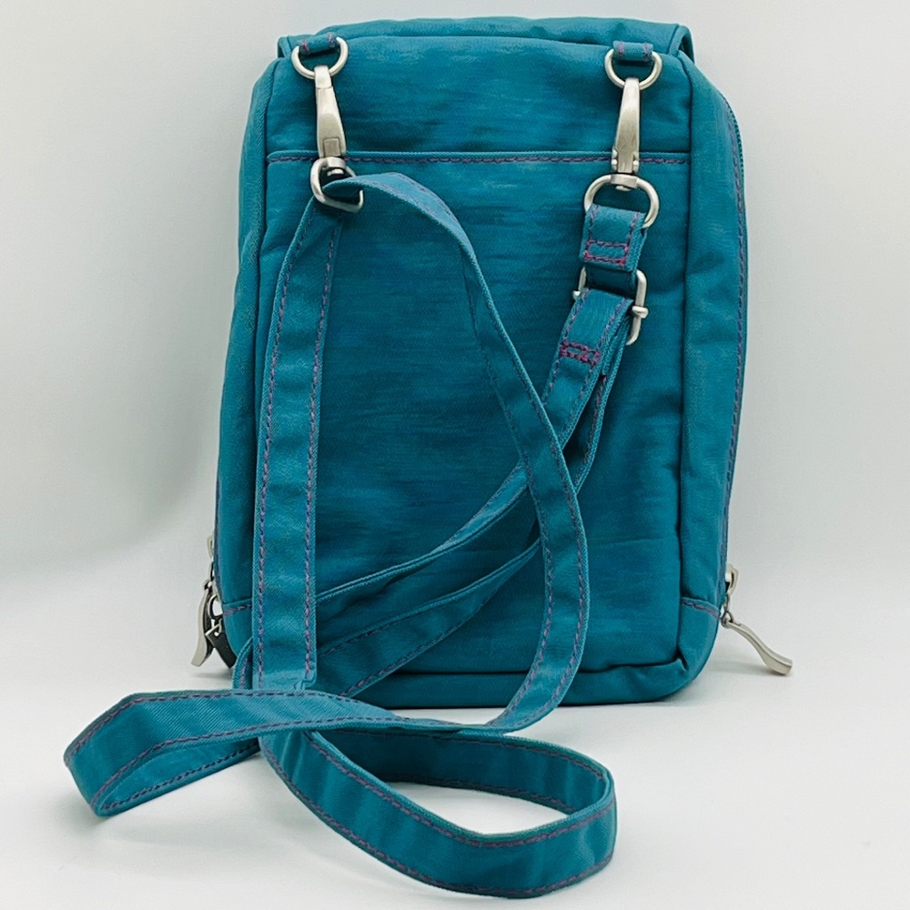 Baggallini Tourquoise Small Crossbody Bag